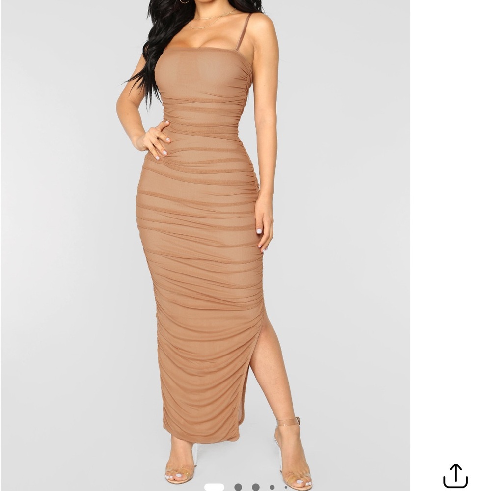 FASHION NOVA MAXI DRESS